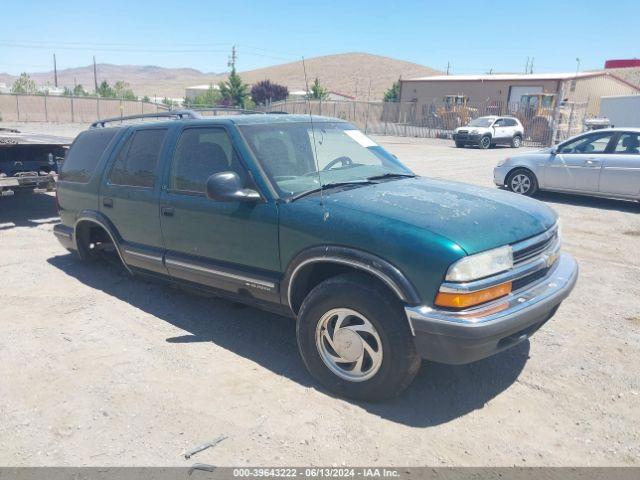  Salvage Chevrolet Blazer