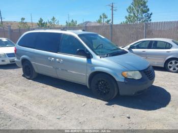  Salvage Chrysler Town & Country