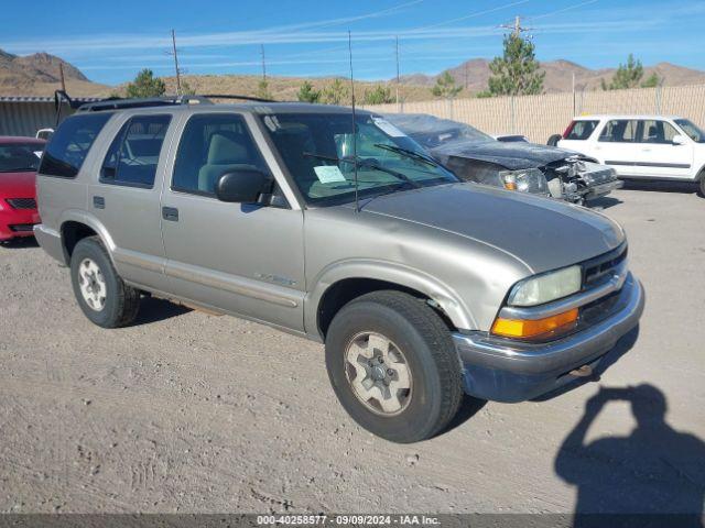  Salvage Chevrolet Blazer