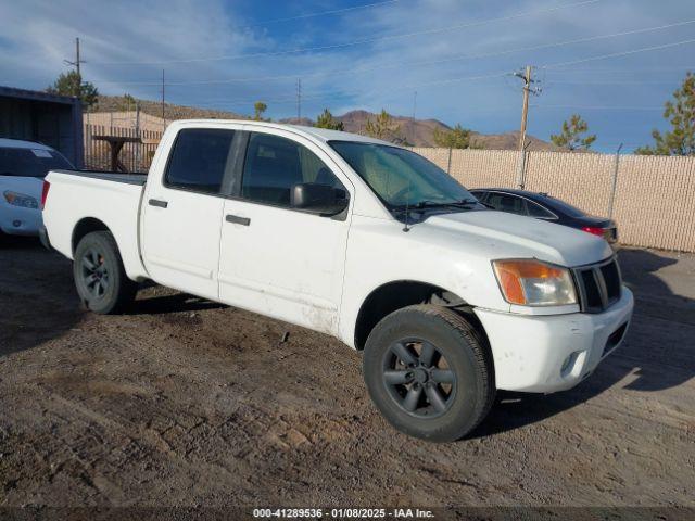  Salvage Nissan Titan