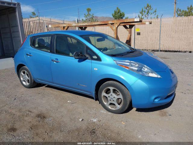  Salvage Nissan LEAF