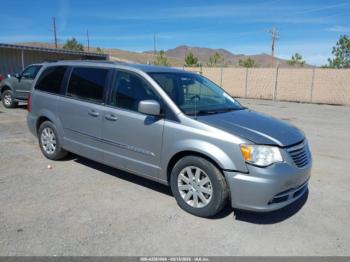  Salvage Chrysler Town & Country