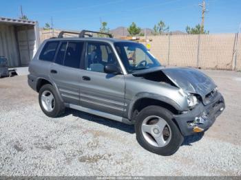  Salvage Toyota RAV4