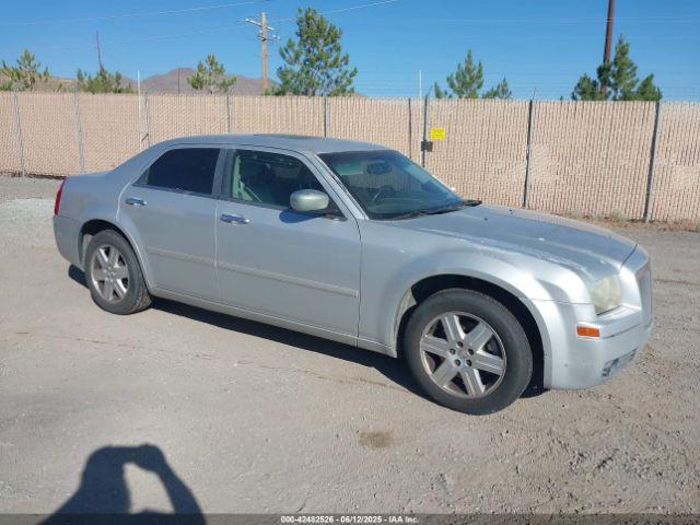 Salvage Chrysler 300