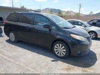  Salvage Toyota Sienna