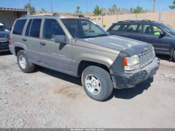  Salvage Jeep Grand Cherokee