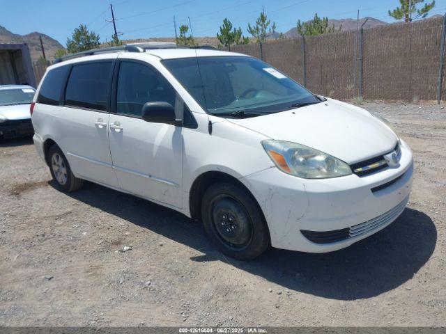  Salvage Toyota Sienna