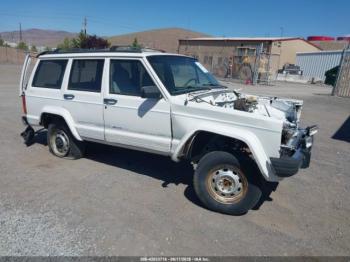  Salvage Jeep Cherokee