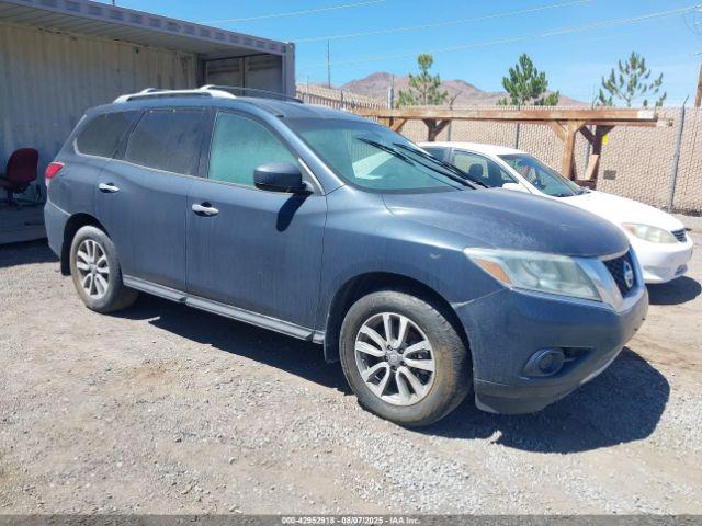  Salvage Nissan Pathfinder