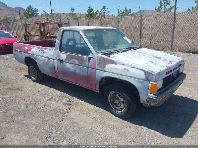  Salvage Nissan D21