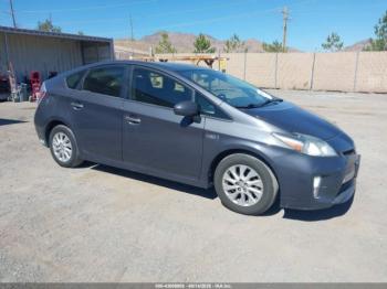  Salvage Toyota Prius