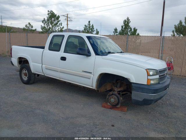  Salvage Chevrolet Silverado 2500