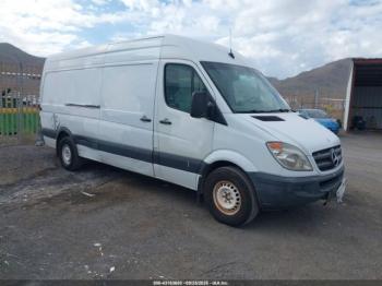  Salvage Mercedes-Benz Sprinter 2500