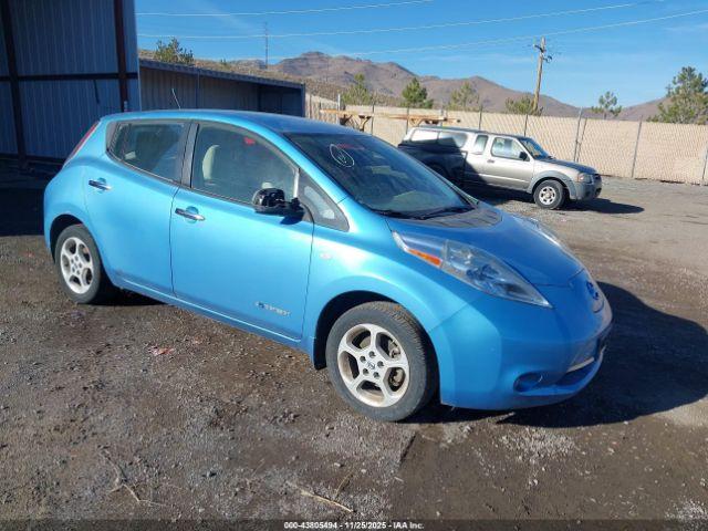  Salvage Nissan LEAF