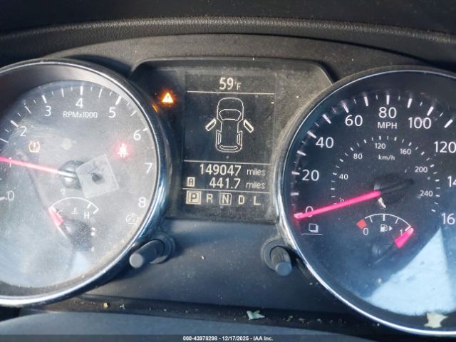 Nissan Rogue S Image 7