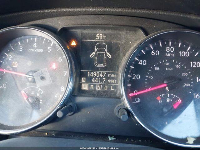 Nissan Rogue S Image 7