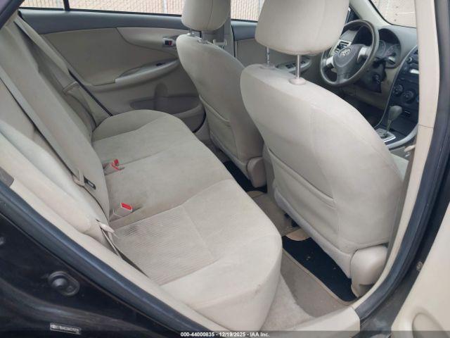 Toyota Corolla Le Image 2