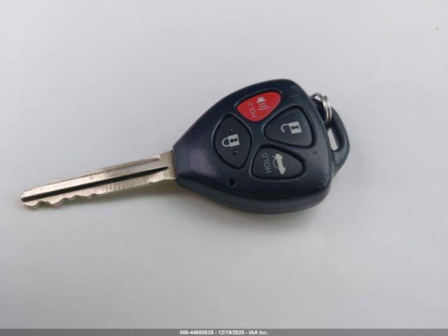 Toyota Corolla Le Image 10