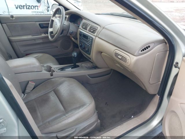 Ford Taurus Ses Image 11