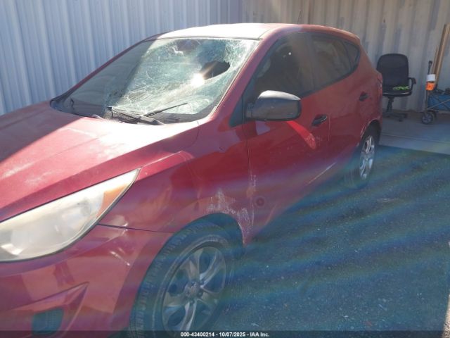 Hyundai TUCSON Gl Image 2