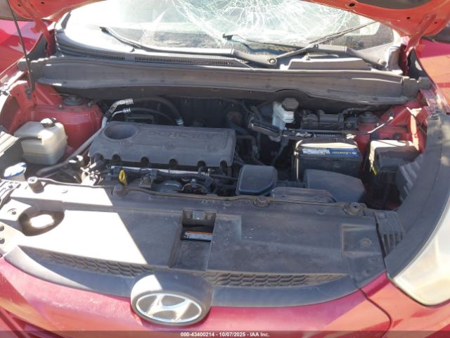 Hyundai TUCSON Gl Image 16