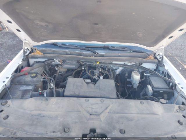 Chevrolet Silverado 1500 Wt Image 13